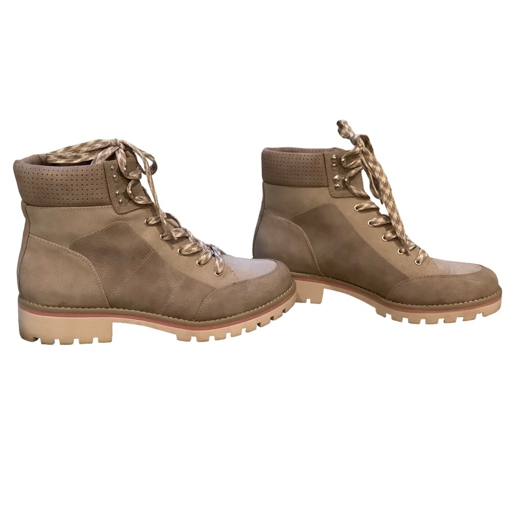 SOLE SOCIETY boot